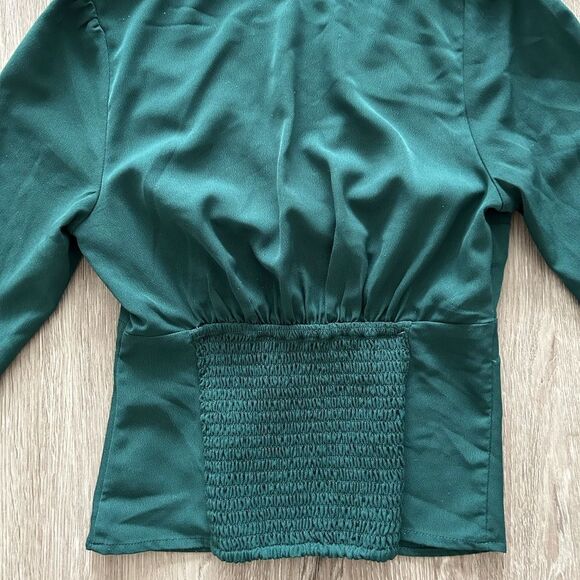 A&F V Neck Blouse - Picture 7 of 7